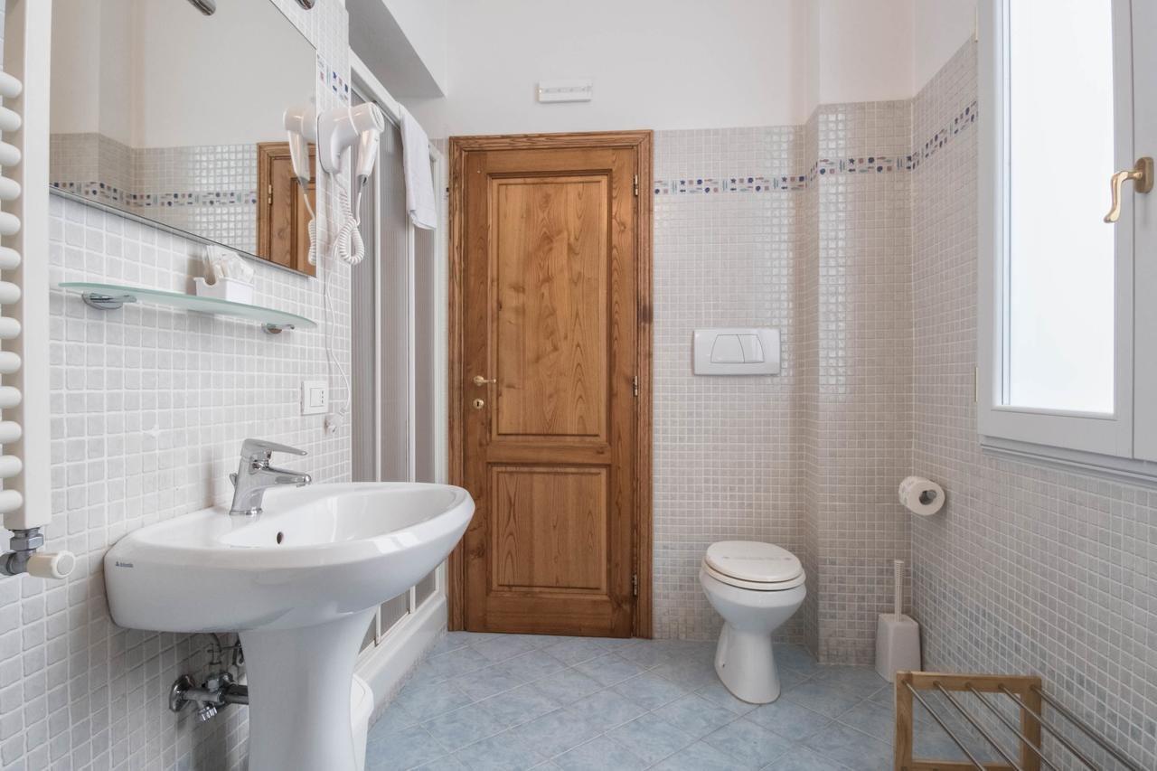 Casa Betania Casa Per Ferie Hotel Florence Ngoại thất bức ảnh