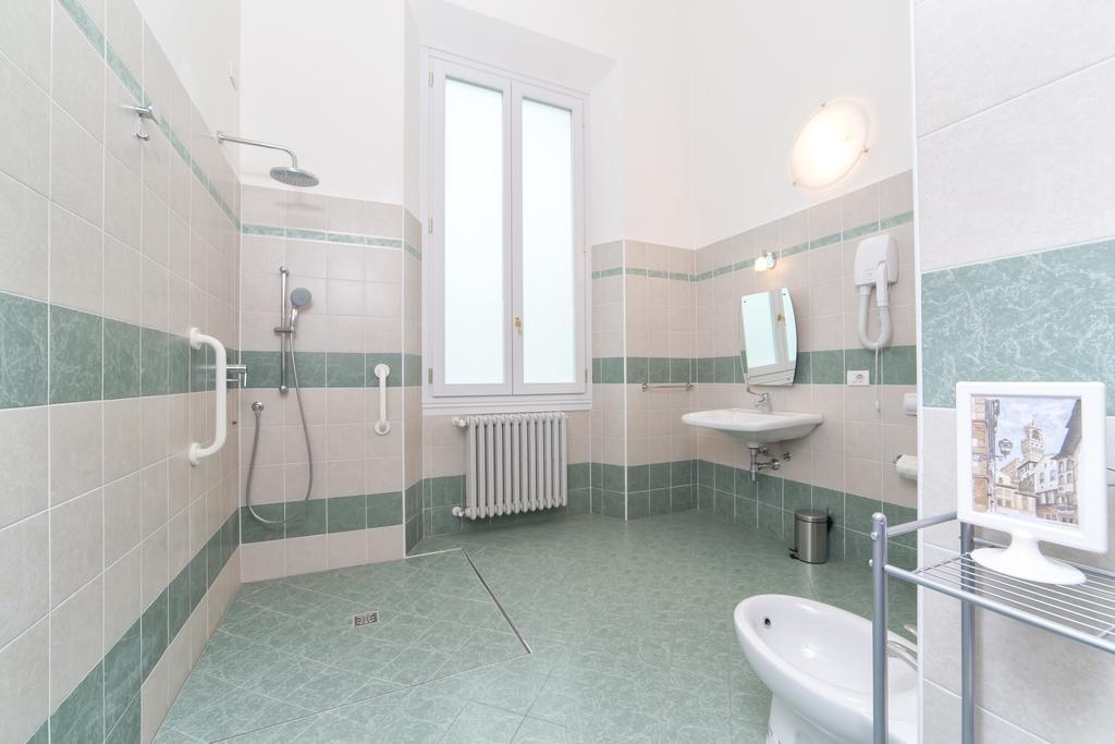 Casa Betania Casa Per Ferie Hotel Florence Ngoại thất bức ảnh