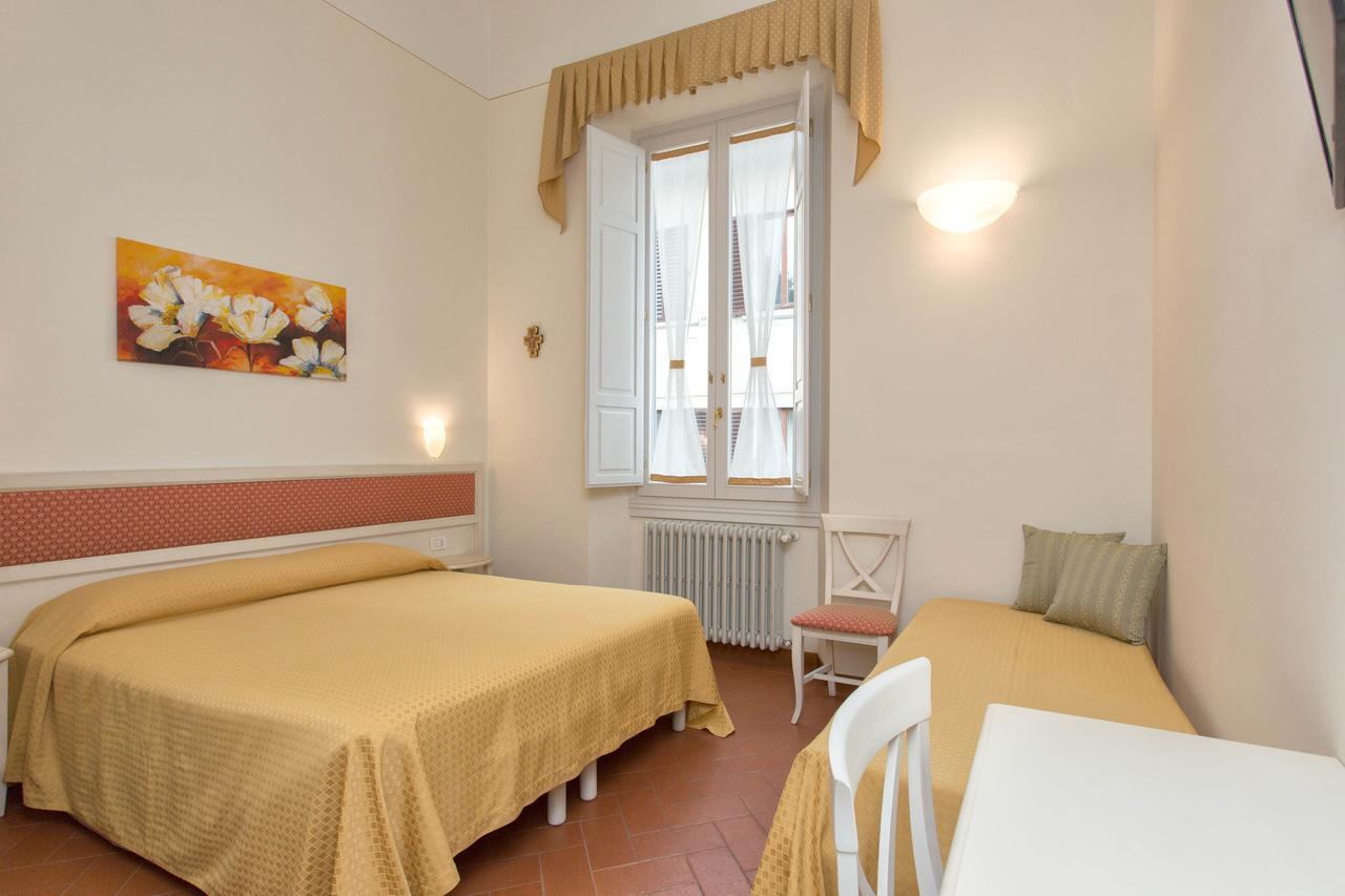 Casa Betania Casa Per Ferie Hotel Florence Ngoại thất bức ảnh