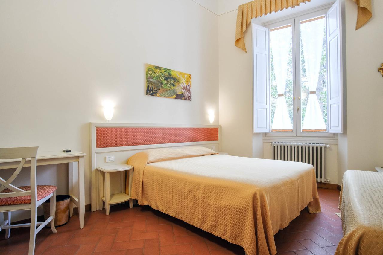 Casa Betania Casa Per Ferie Hotel Florence Ngoại thất bức ảnh