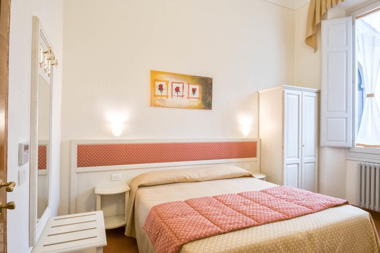 Casa Betania Casa Per Ferie Hotel Florence Ngoại thất bức ảnh